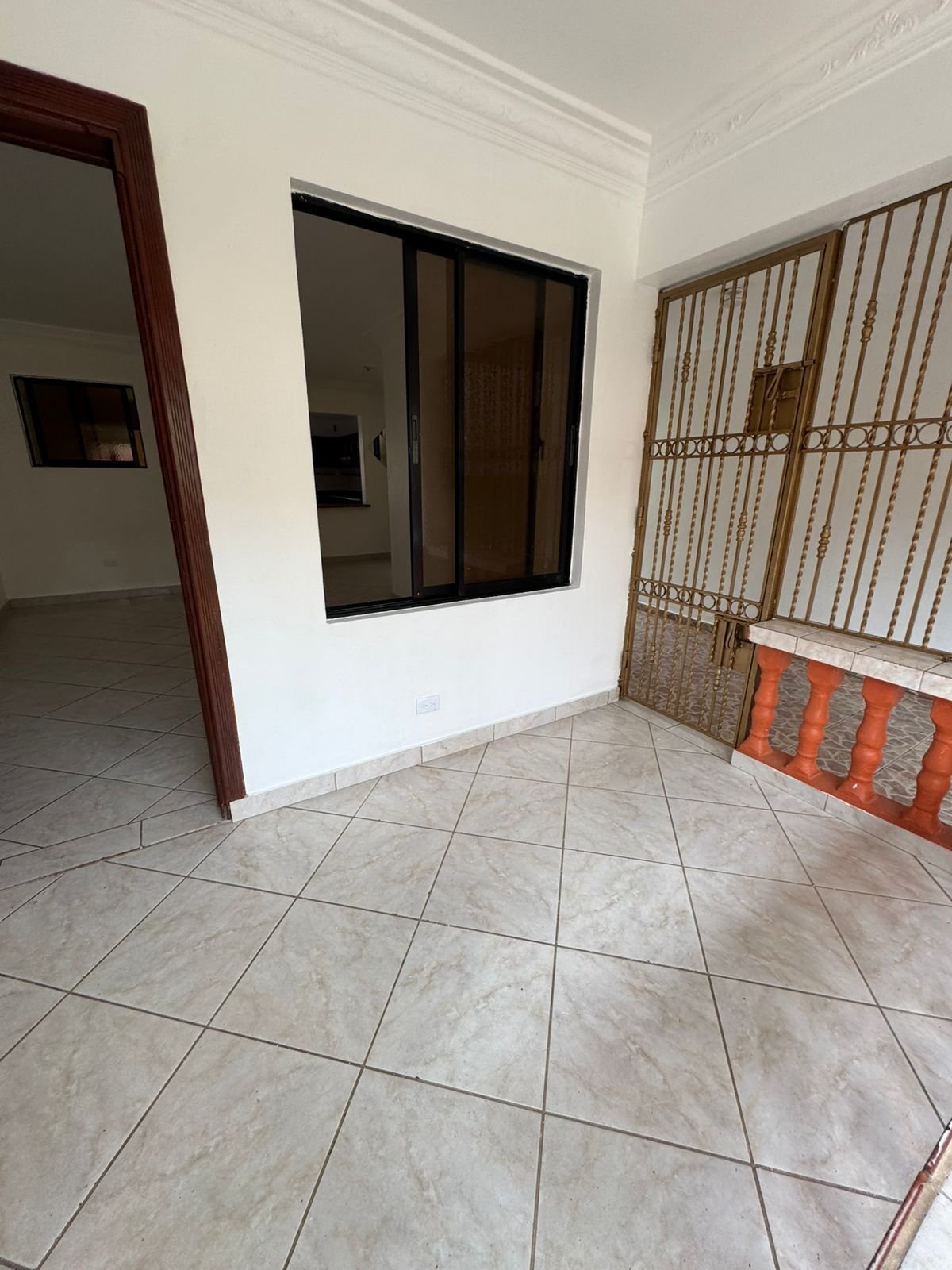 8851948a-3fac-4205-8205-27fc5485f9aa